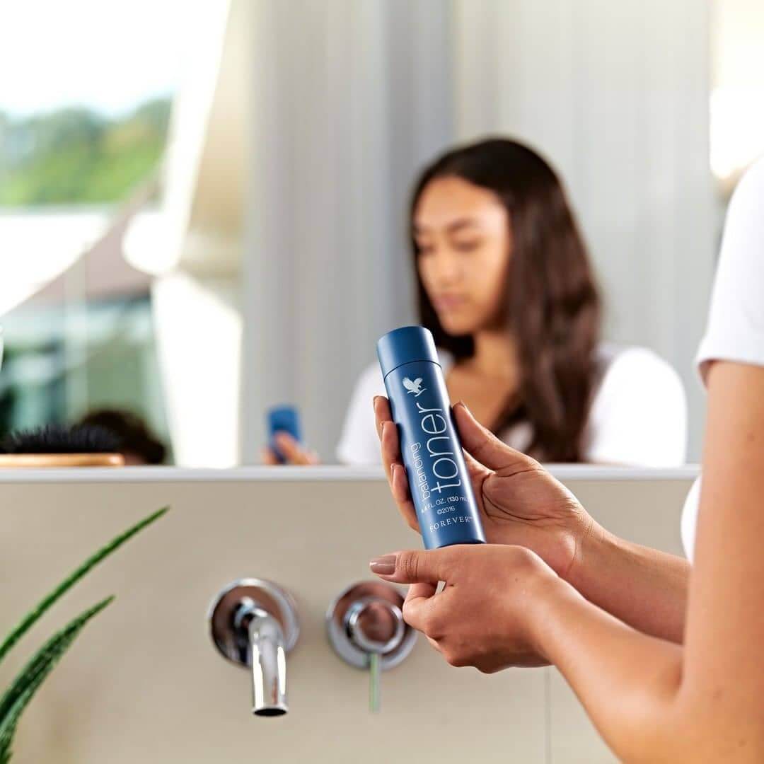 محتویات و نحوه استفاده از تونر فوراور